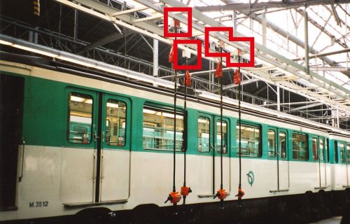 Rails électriques unipolaires destinés à l’alimentation aérienne des rames de métro pour leurs entrées et sorties des ateliers de maintenance, sous tension 750V.